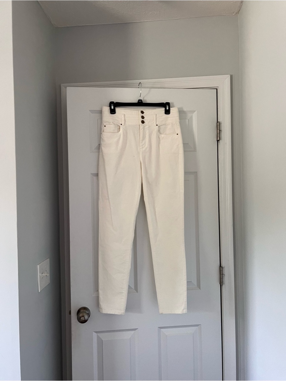 ANN TAYLOR Women's Size 6 Pants Cream Velour Corduroy Stretch High Rise Skinny